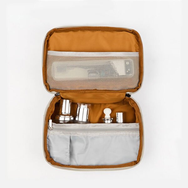 Large-capacity Travel Storage Bag, Convenient Hand-held Waterproof Toiletries Bag - Image 3