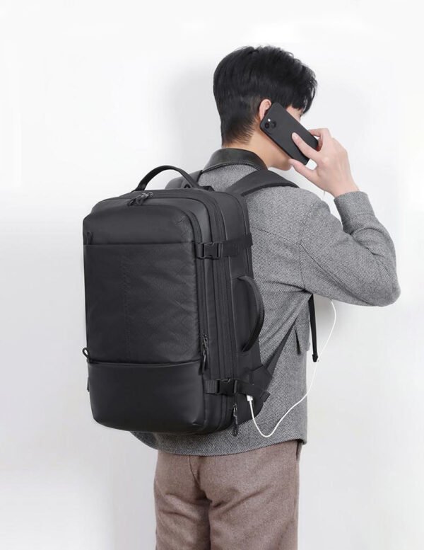 Men's Multi-Functional Large Capacity Business Backpack for Travel and Work Professional Laptop Case - Image 2