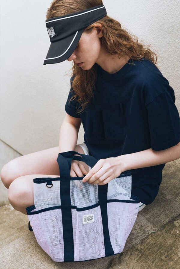 Hollowed-out Multi-pocket Mesh Storage Bag for Swimming - Image 7